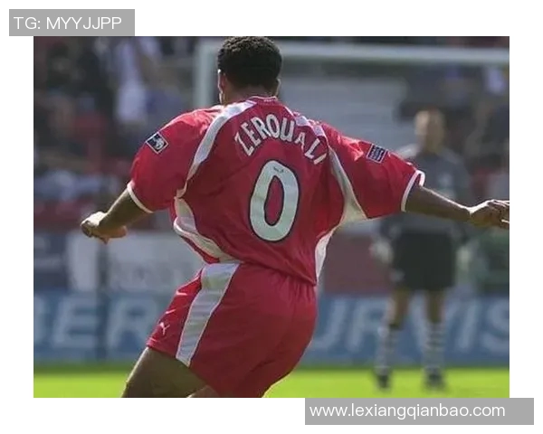 足球明星背身球衣的故事与意义揭示了他们的奋斗与荣耀之路